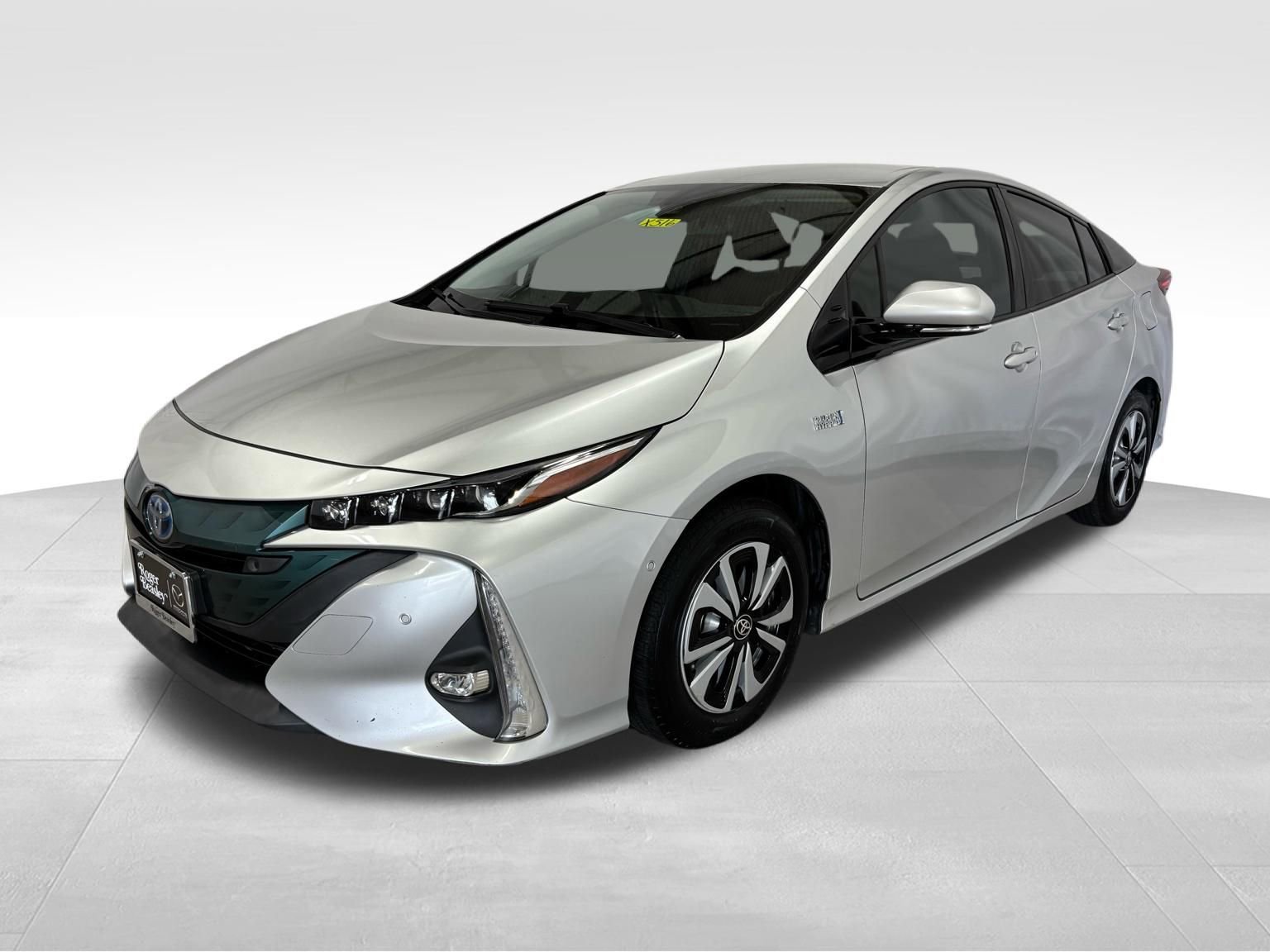 Used 2018 Toyota Prius Prime Advanced FWD image 1
