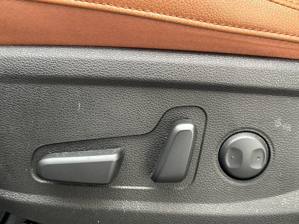 Used 2023 Kia Telluride EX X-Line image 9