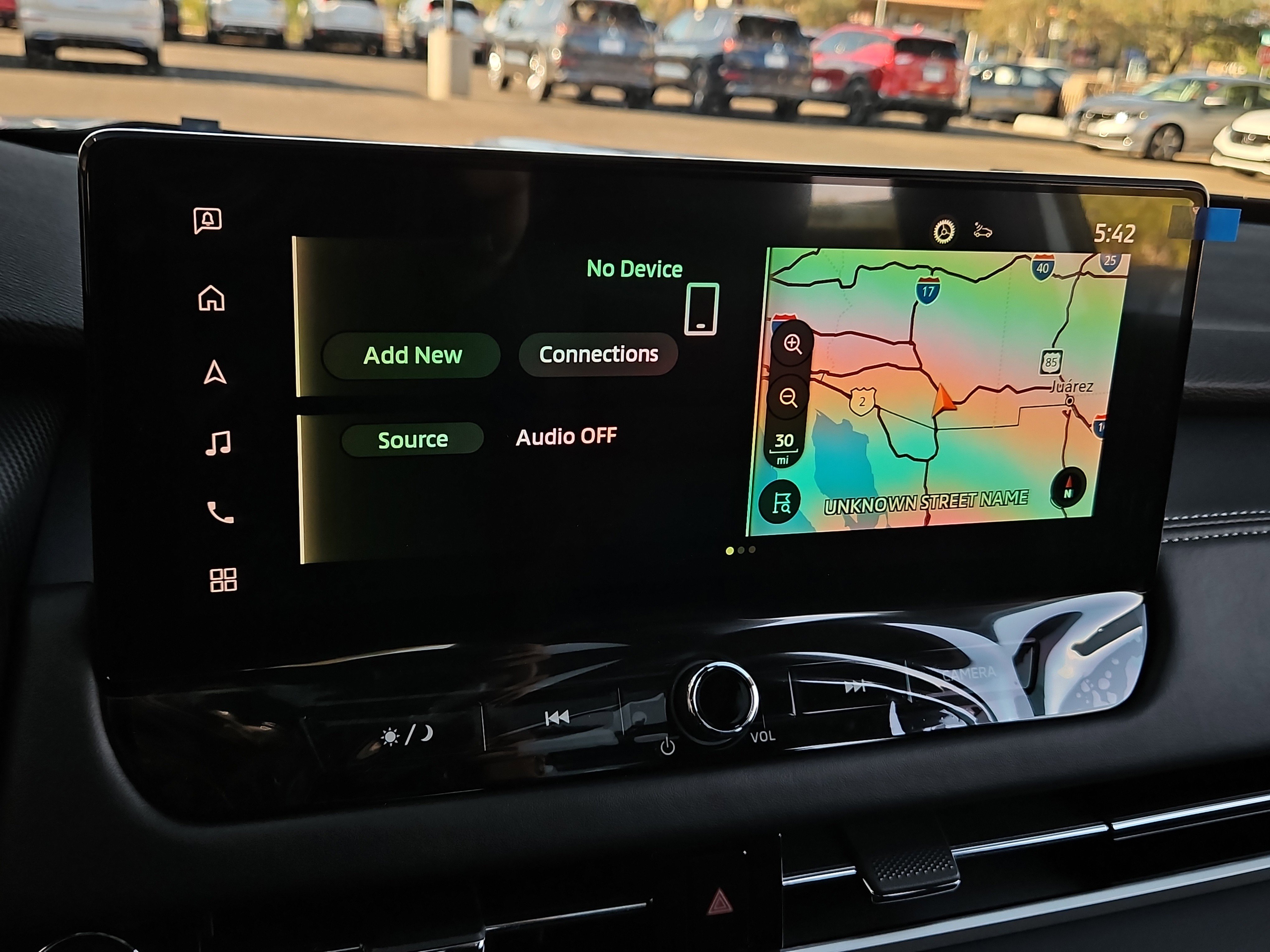 New 2025 Mitsubishi Outlander SE image 15