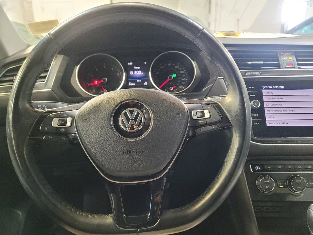 Used 2019 Volkswagen Tiguan SE image 22