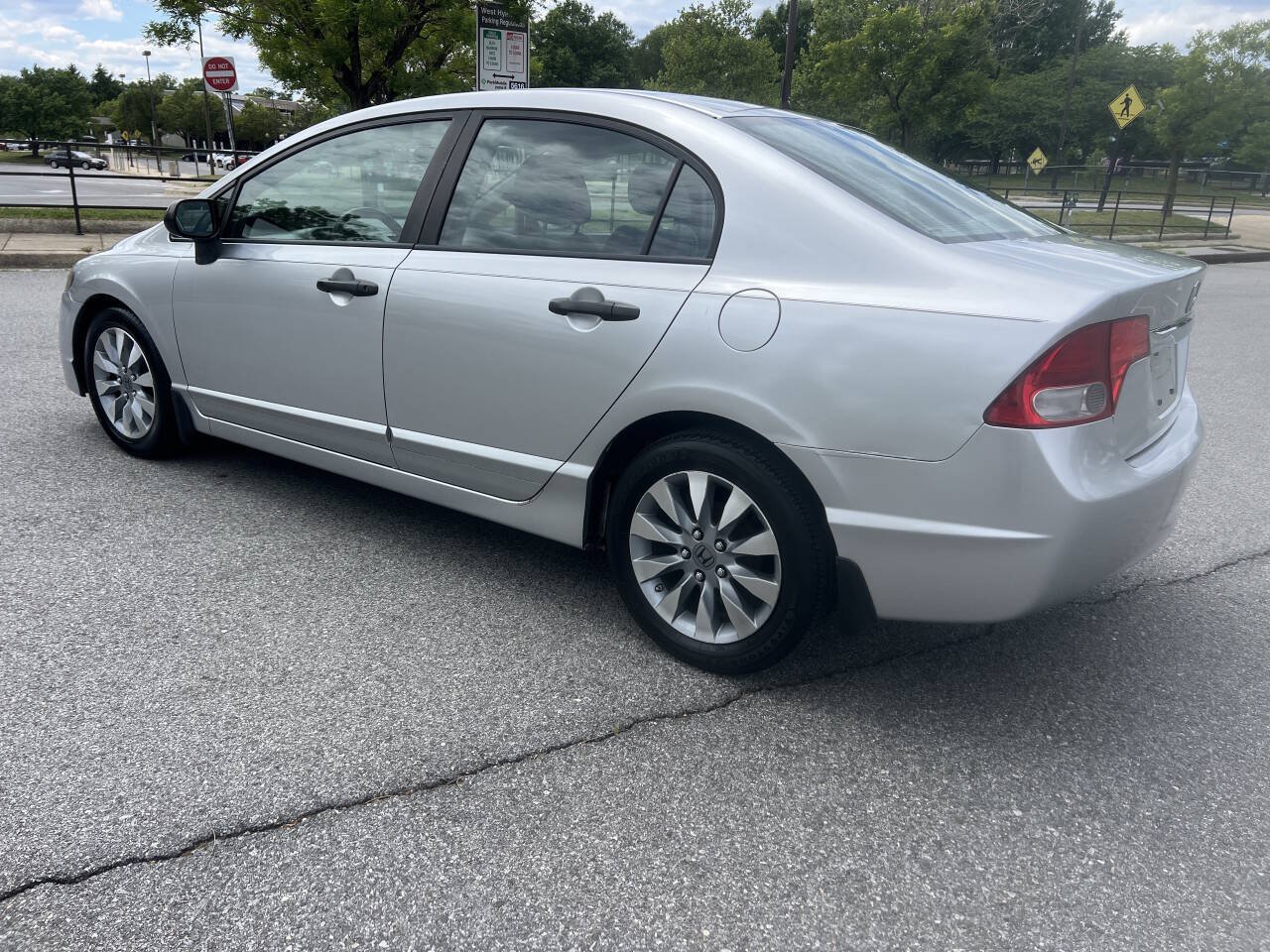 Used 2010 Honda Civic DX-VP image 7