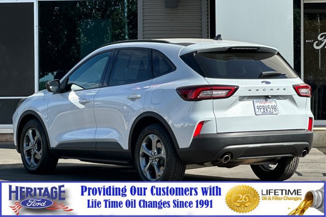 Used 2025 Ford Escape ST-Line FWD image 6