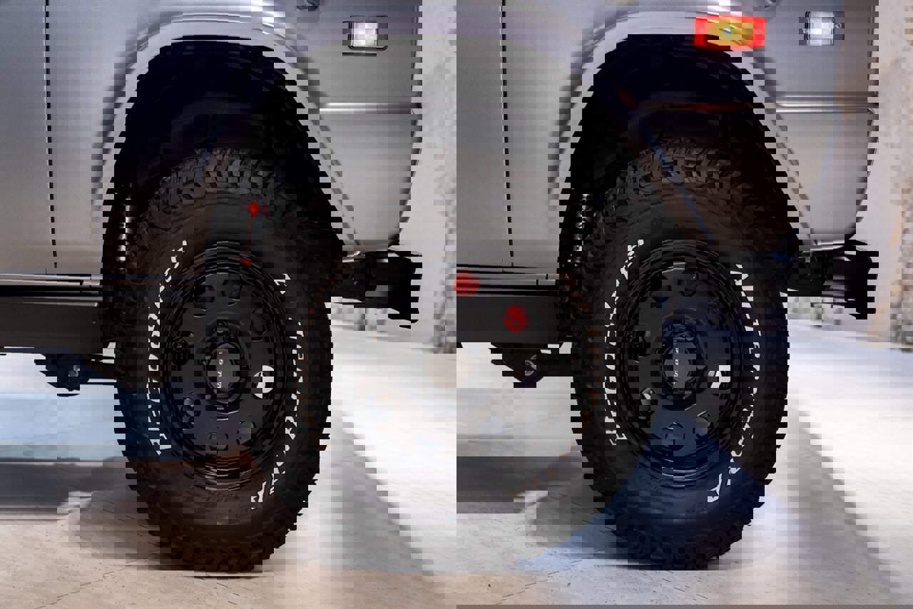 Used 2024 Ford Bronco Black Diamond image 25