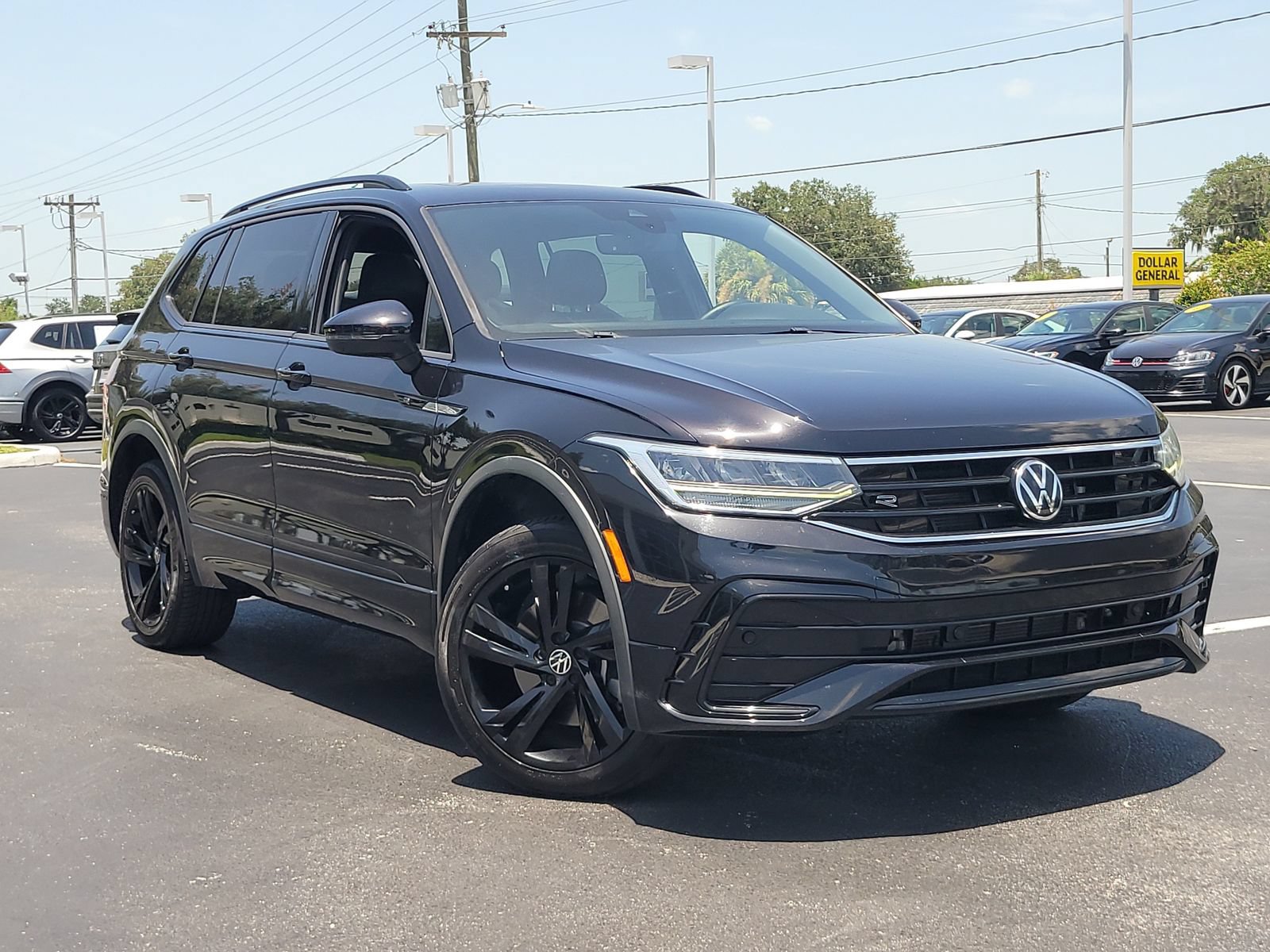 Used 2023 Volkswagen Tiguan SE R-Line FWD image 33