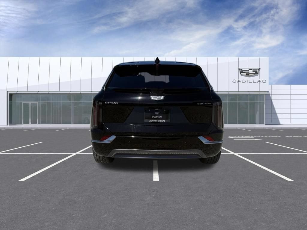 Certified 2025 Cadillac Optiq Luxury 2 w/ LPO, Floor Liner Package AWD/4WD image 12