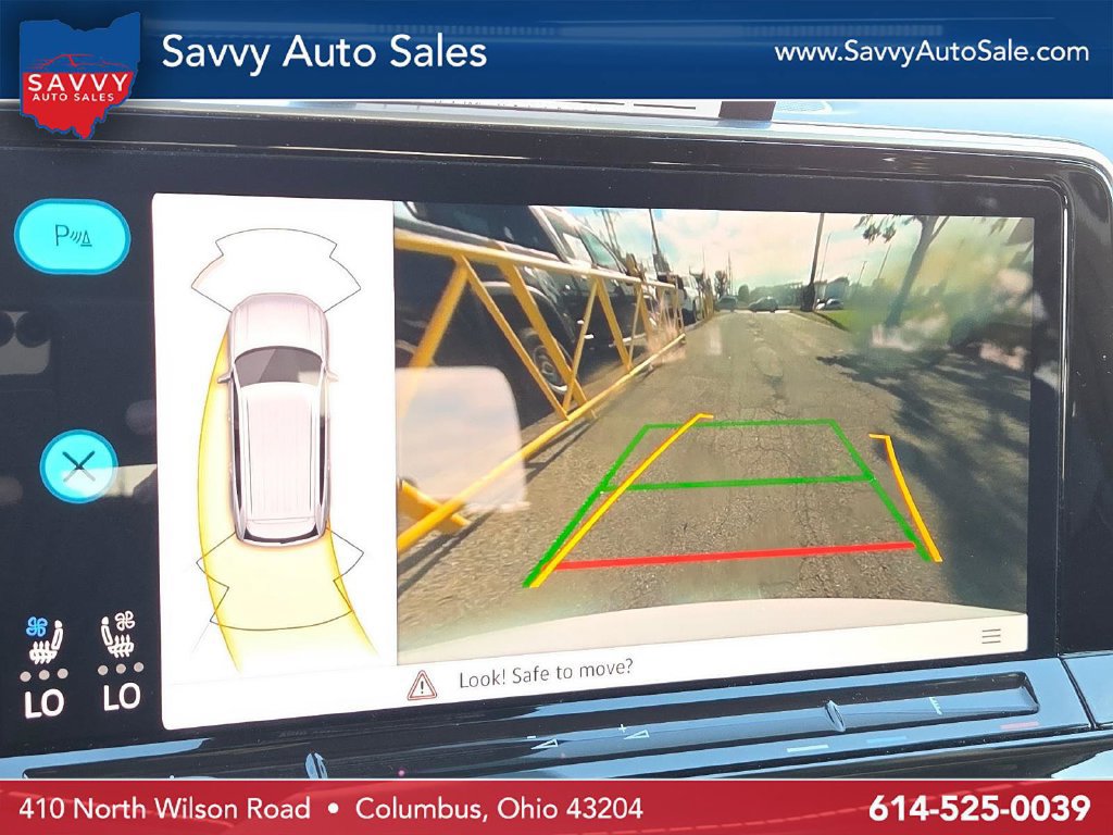 Used 2025 Volkswagen Atlas SE FWD image 6