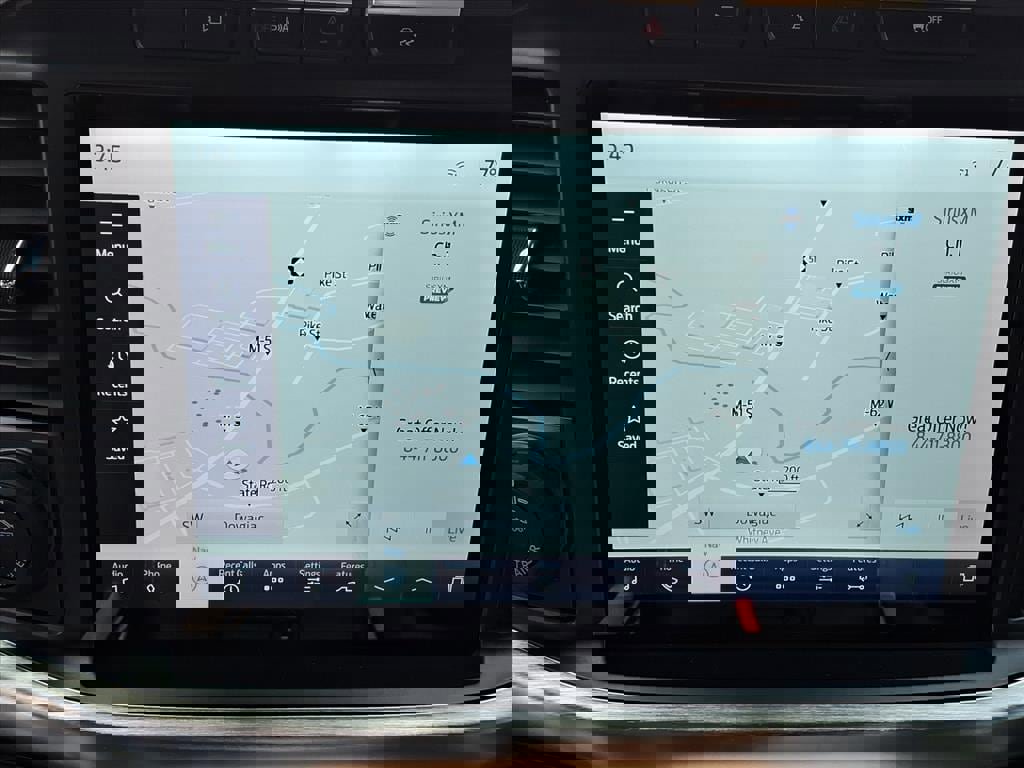 Certified 2022 Ford F150 Lariat w/ Equipment Group 502A High image 10