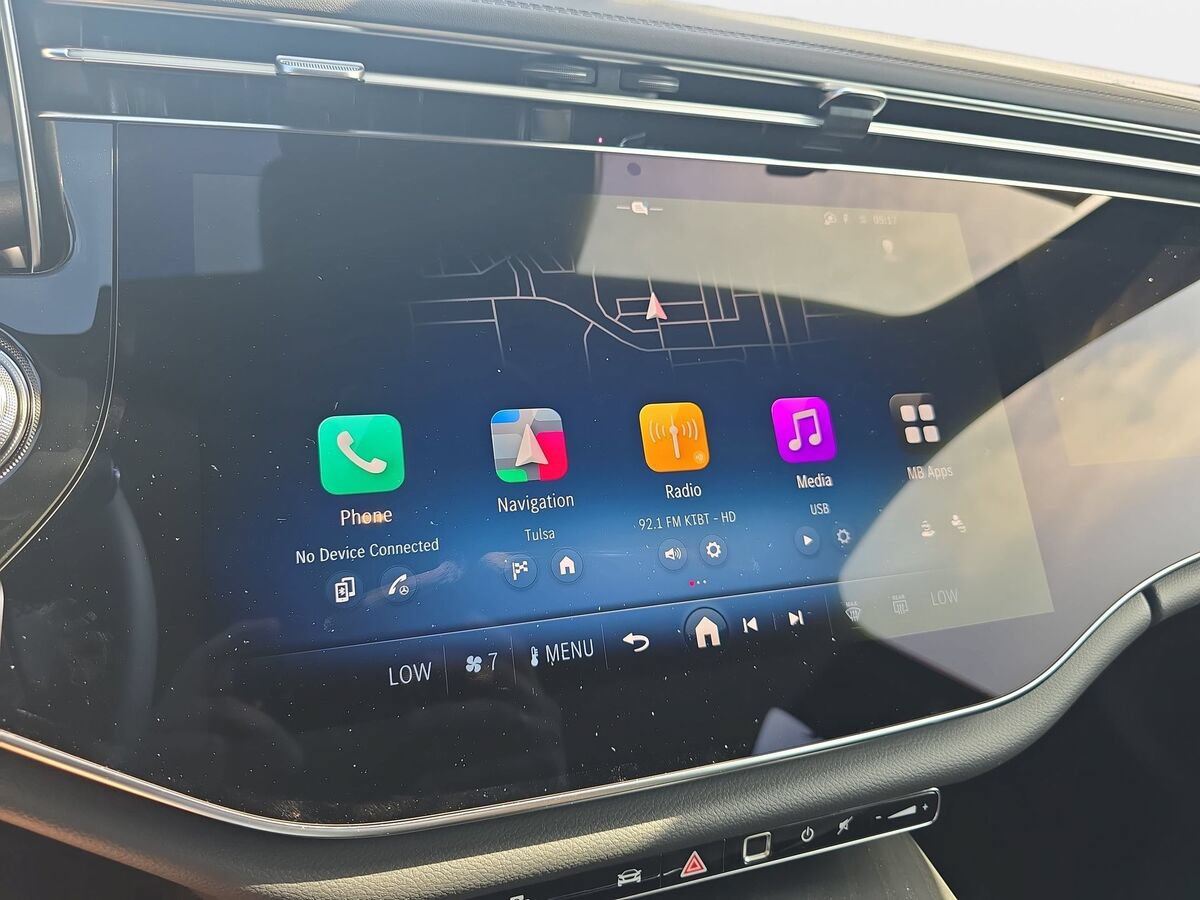 New 2026 Mercedes-Benz E 350 4MATIC Sedan image 21