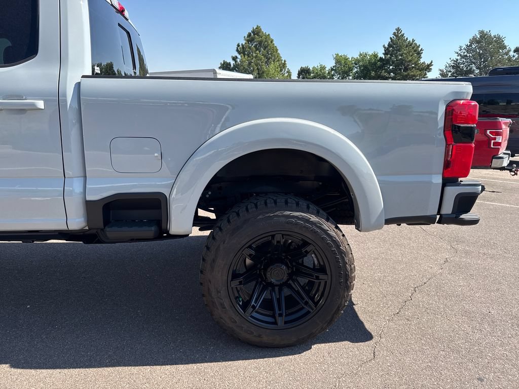 Used 2025 Ford F250 Lariat w/ Lariat Ultimate Package AWD/4WD image 37