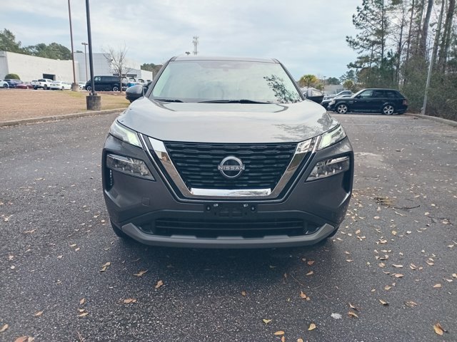 Used 2023 Nissan Rogue SV video 2