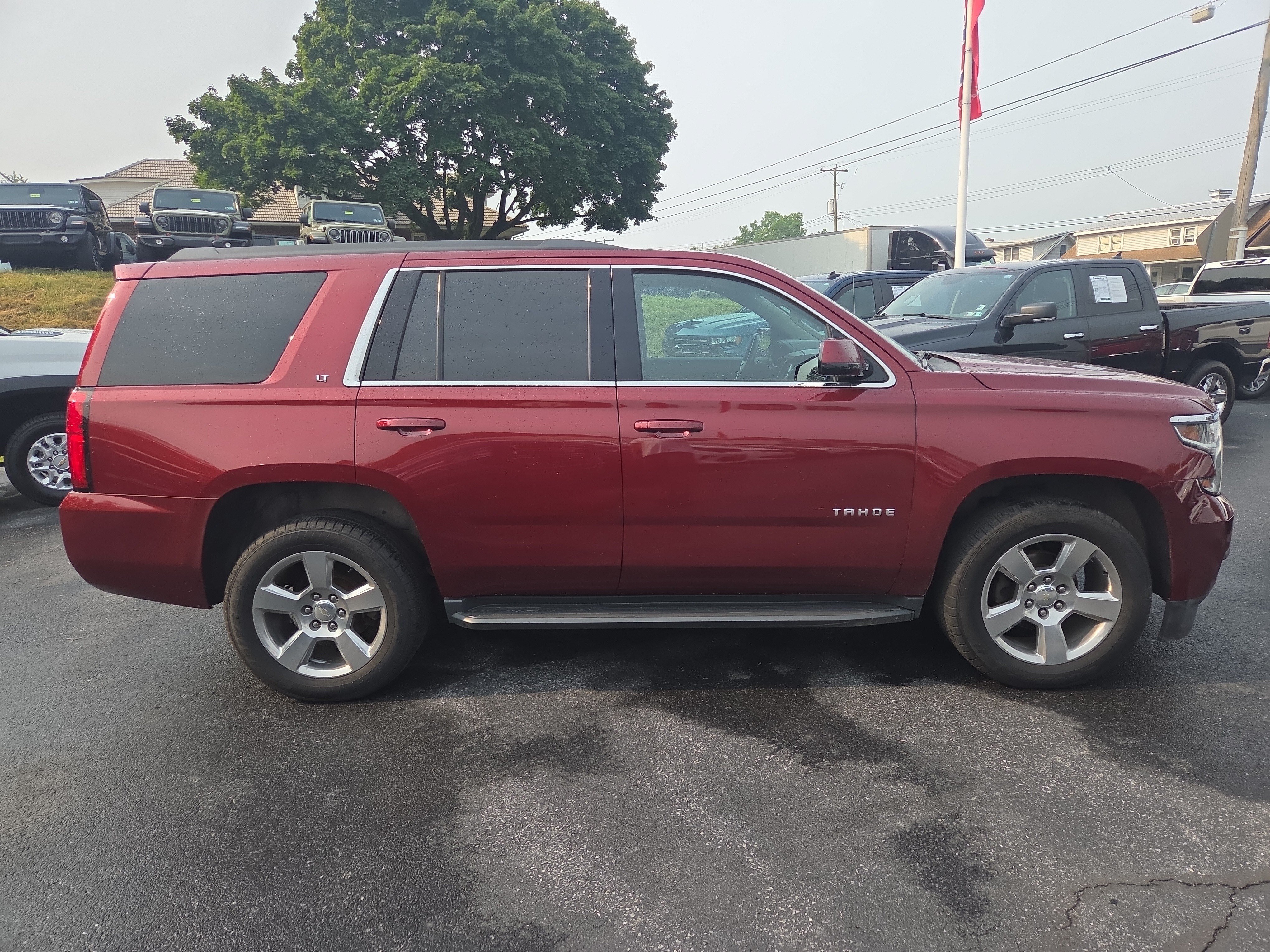 Used 2018 Chevrolet Tahoe LT w/ Max Trailering Package AWD/4WD image 2