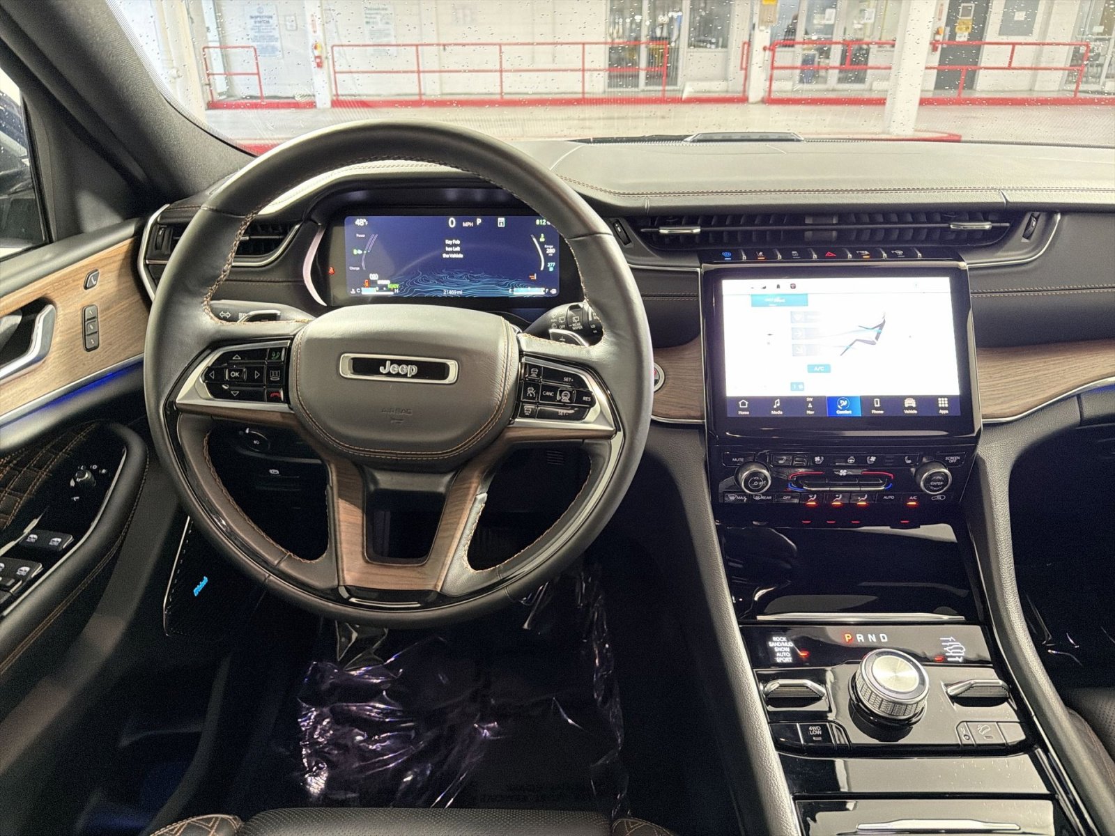 Used 2023 Jeep Grand Cherokee Summit image 16