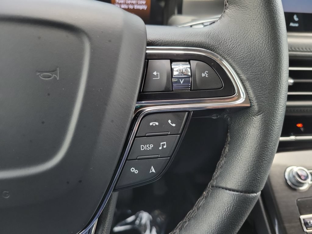 Certified 2022 Lincoln Nautilus FWD image 22