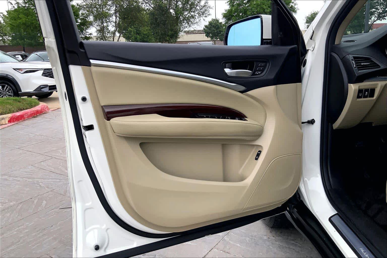 Used 2016 Acura MDX FWD w/ Technology Package image 22
