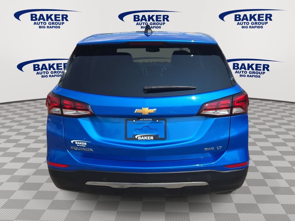Used 2024 Chevrolet Equinox LT AWD/4WD image 4