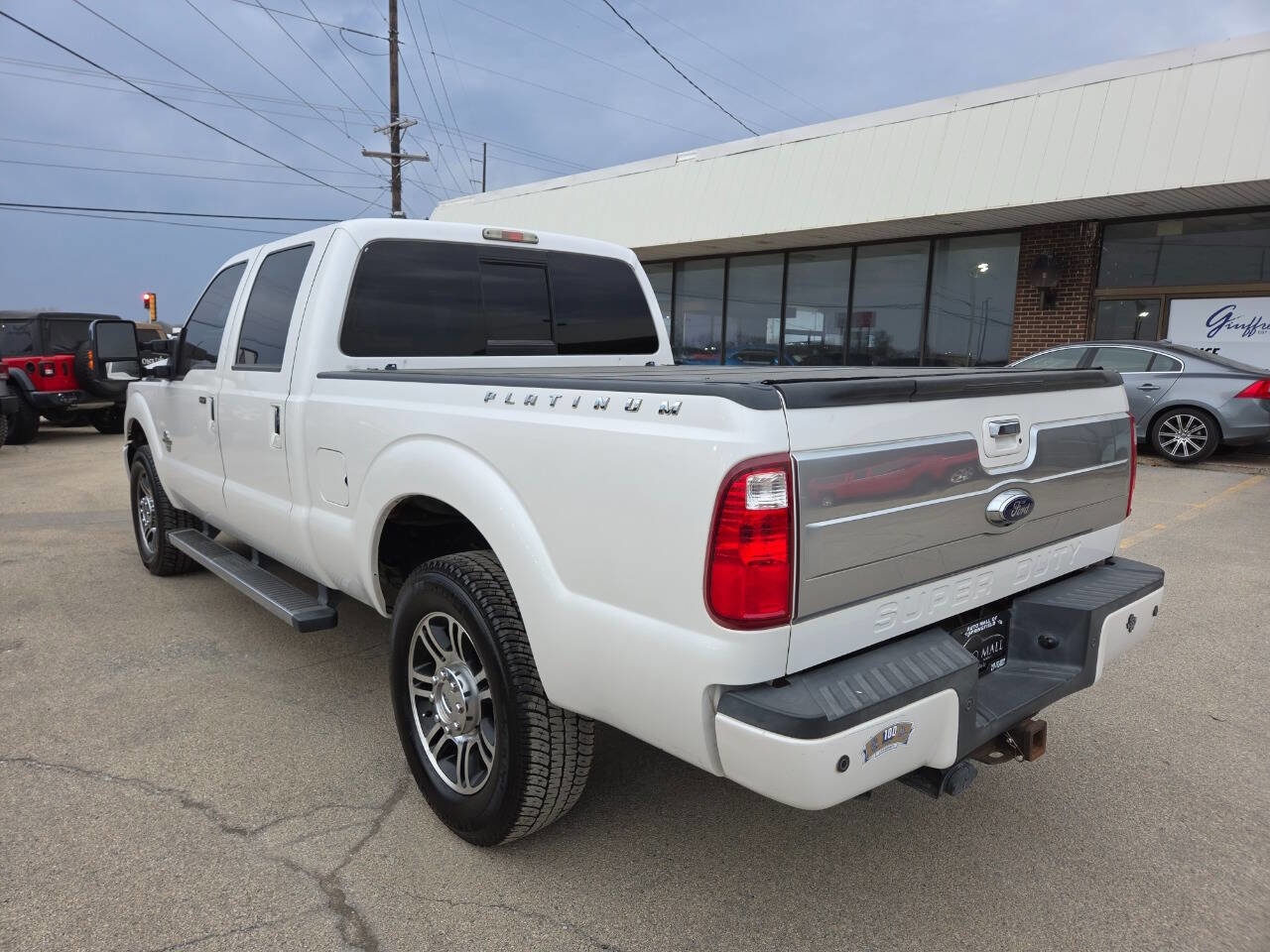 Used 2016 Ford F250 Platinum w/ FX4 Off-Road Package image 4