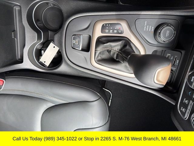 Used 2018 Jeep Cherokee Limited w/ Technology Group image 20