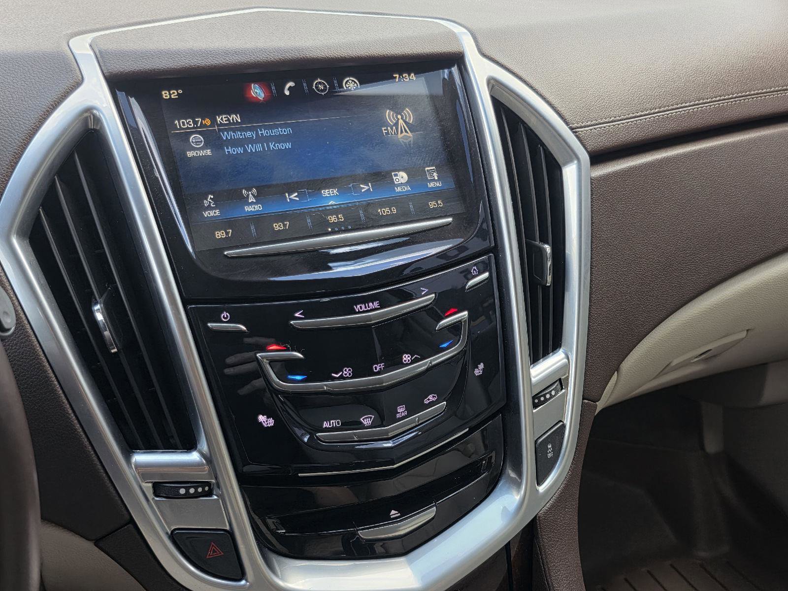 Used 2015 Cadillac SRX Luxury w/ Trailering Package image 22