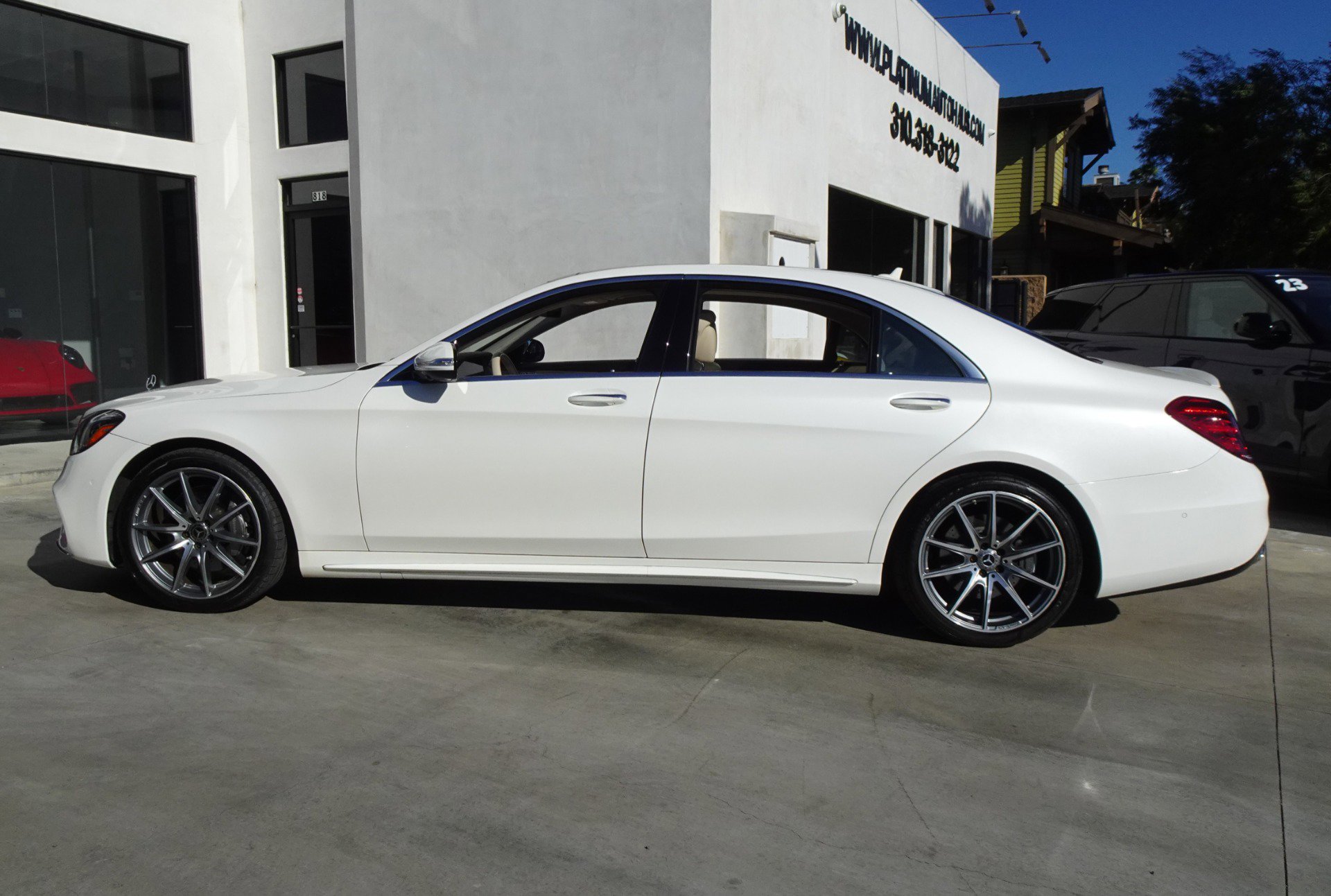 Used 2020 Mercedes-Benz S 450 Sedan w/ AMG Line Exterior image 3