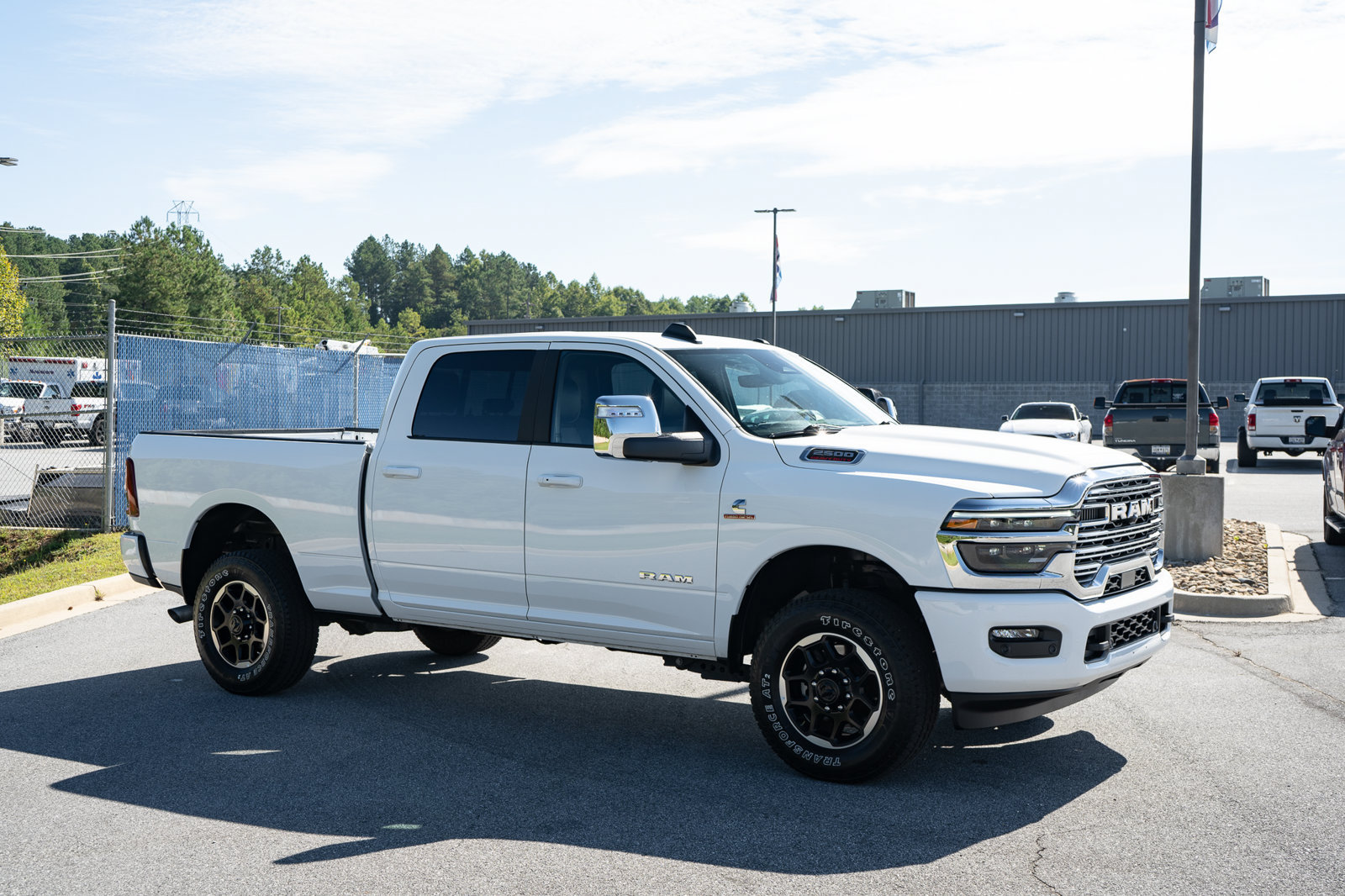 Used 2026 RAM 2500 Laramie AWD/4WD image 12