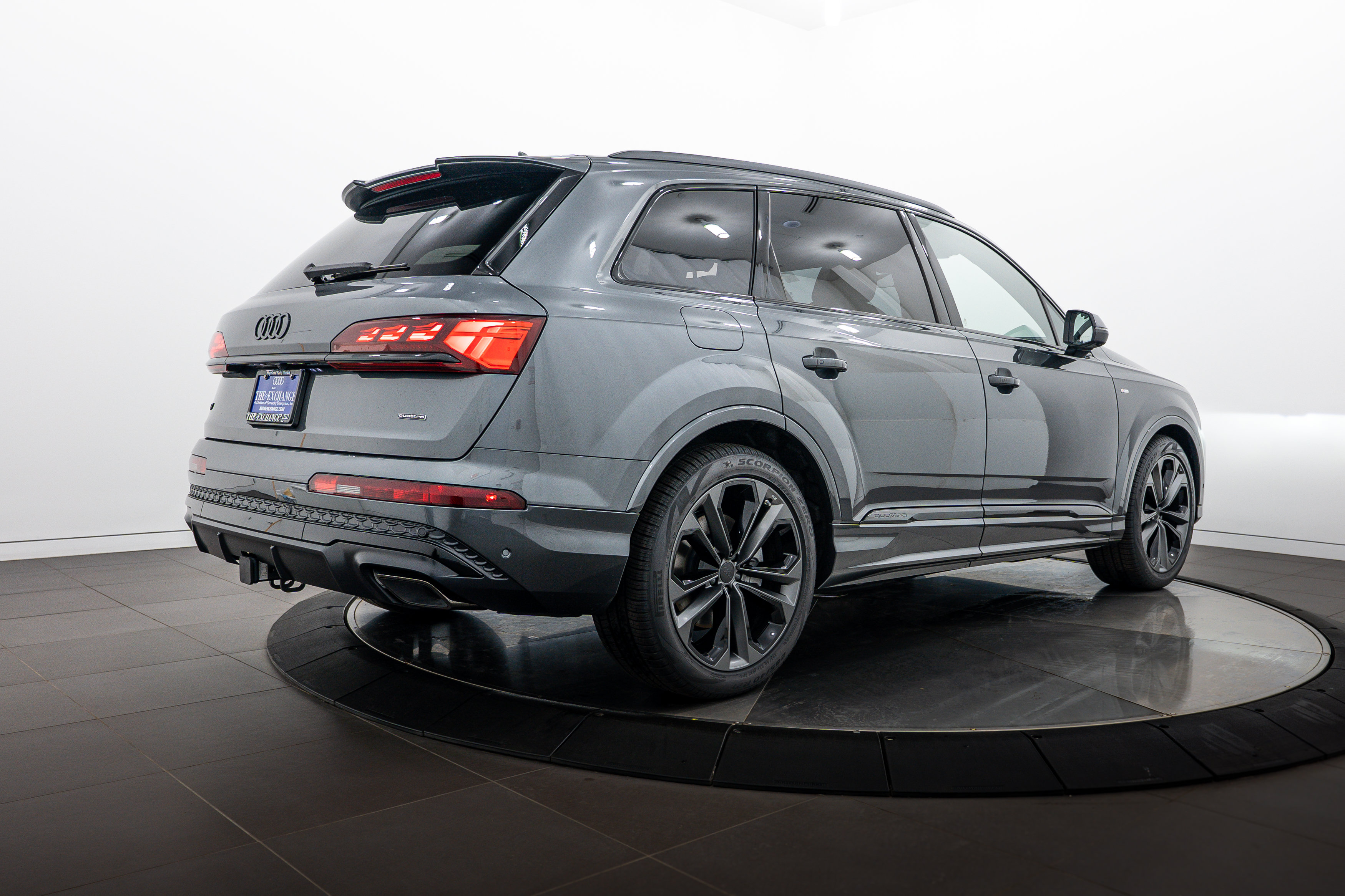 New 2026 Audi Q7 3.0T Prestige AWD/4WD image 4
