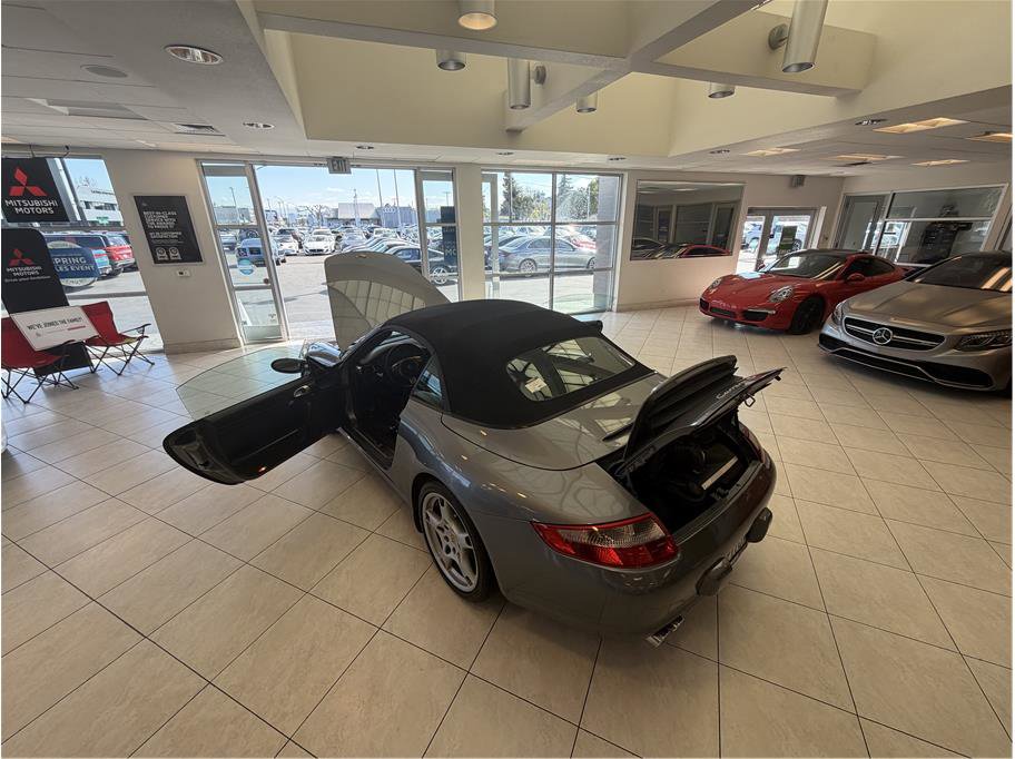 Used 2005 Porsche 911 Carrera S image 36
