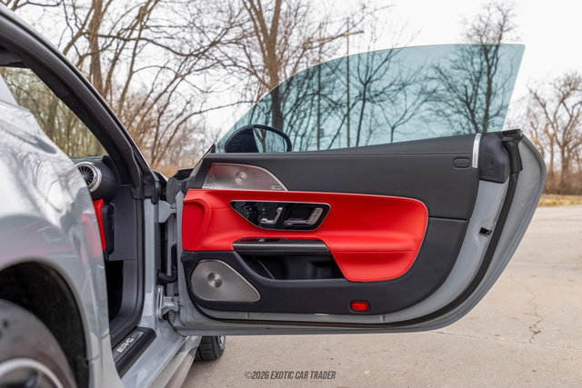 Used 2025 Mercedes-Benz AMG GT 63 image 23