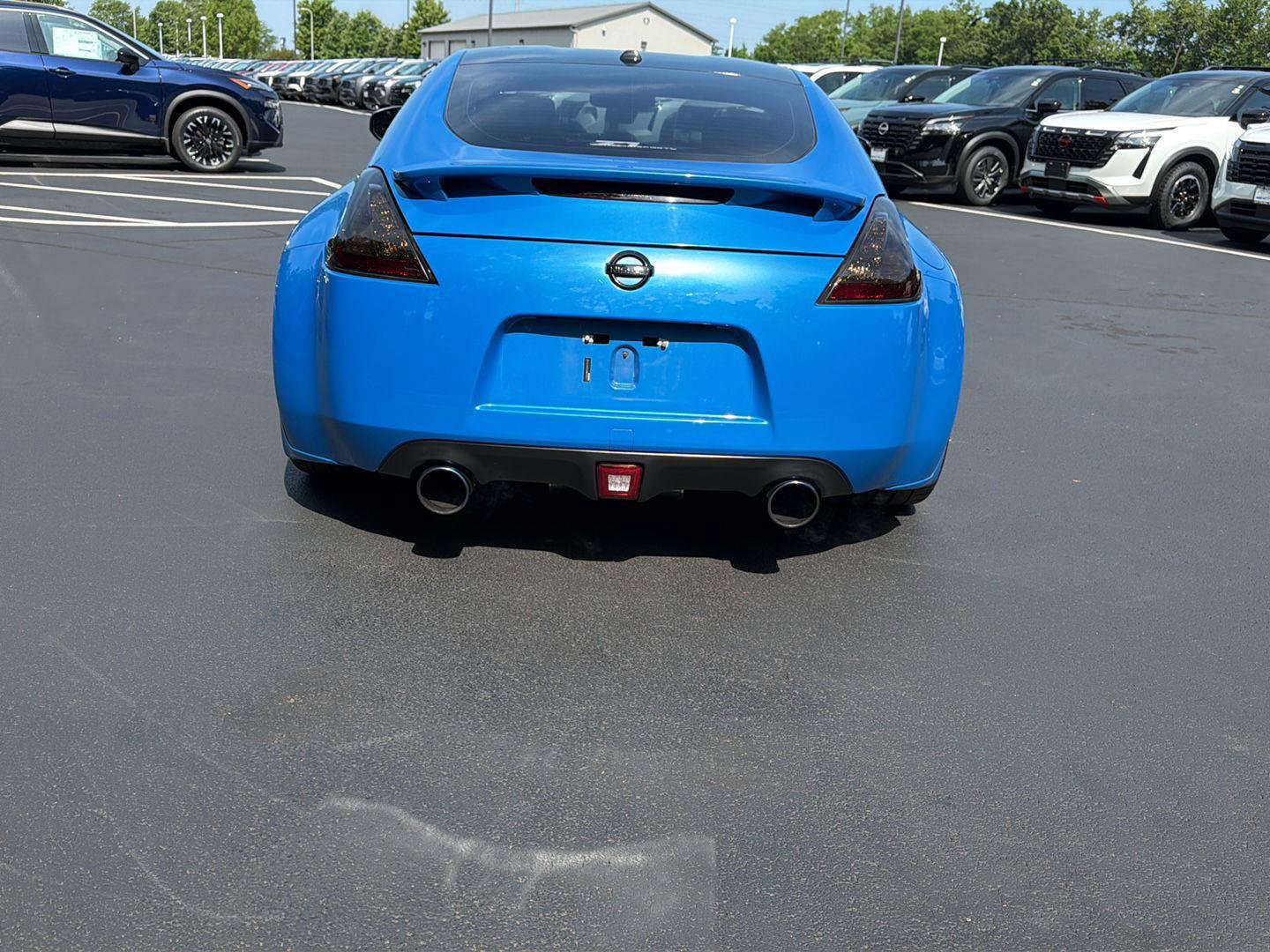 Used 2009 Nissan 370Z Touring w/ Sport Pkg RWD image 7