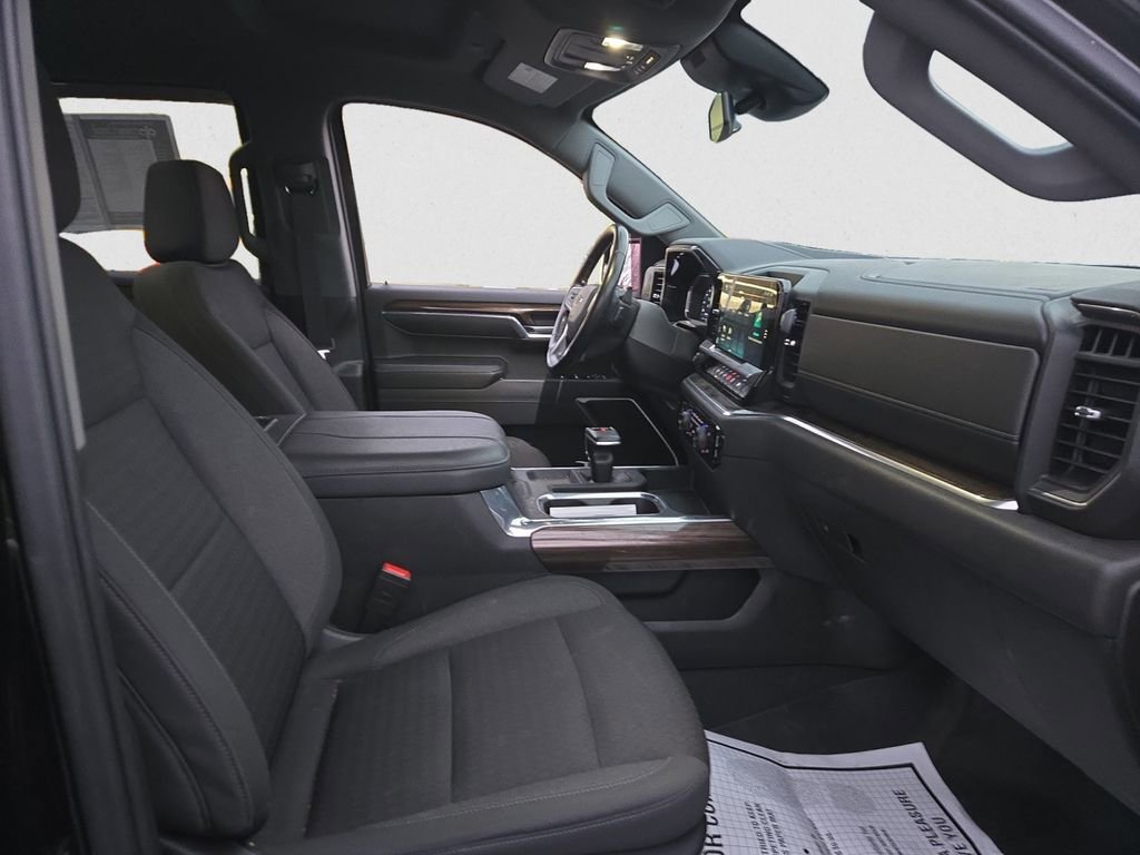 Used 2023 Chevrolet Silverado 1500 RST w/ LPO, Dark Essentials Package image 16