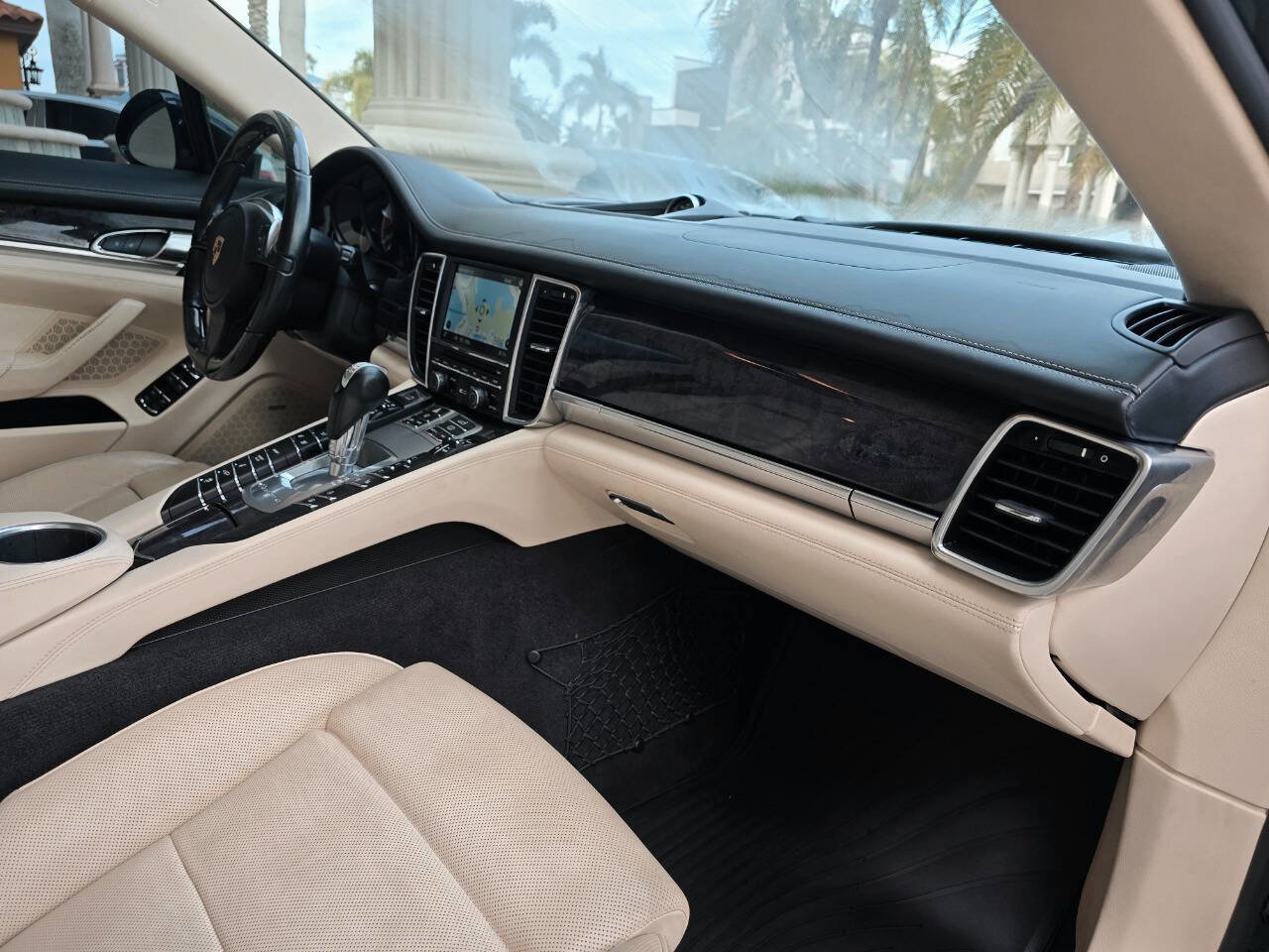 Used 2014 Porsche Panamera Turbo S w/ Exterior Package in Black image 84