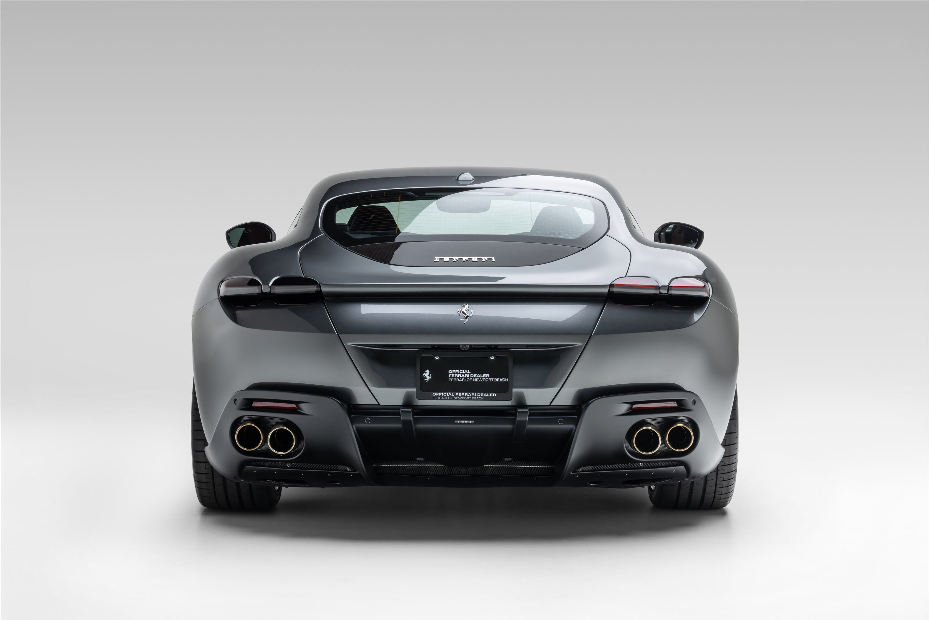 Used 2022 Ferrari Roma RWD image 5