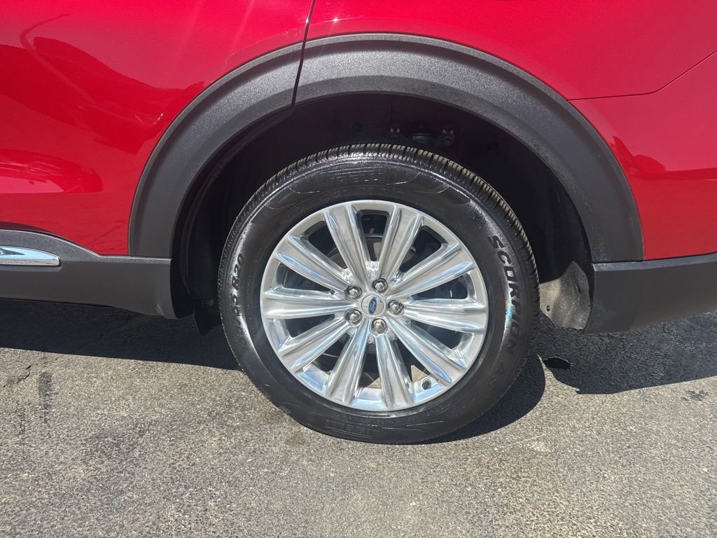 Used 2020 Ford Explorer Limited w/ Class III Trailer Tow Package image 40