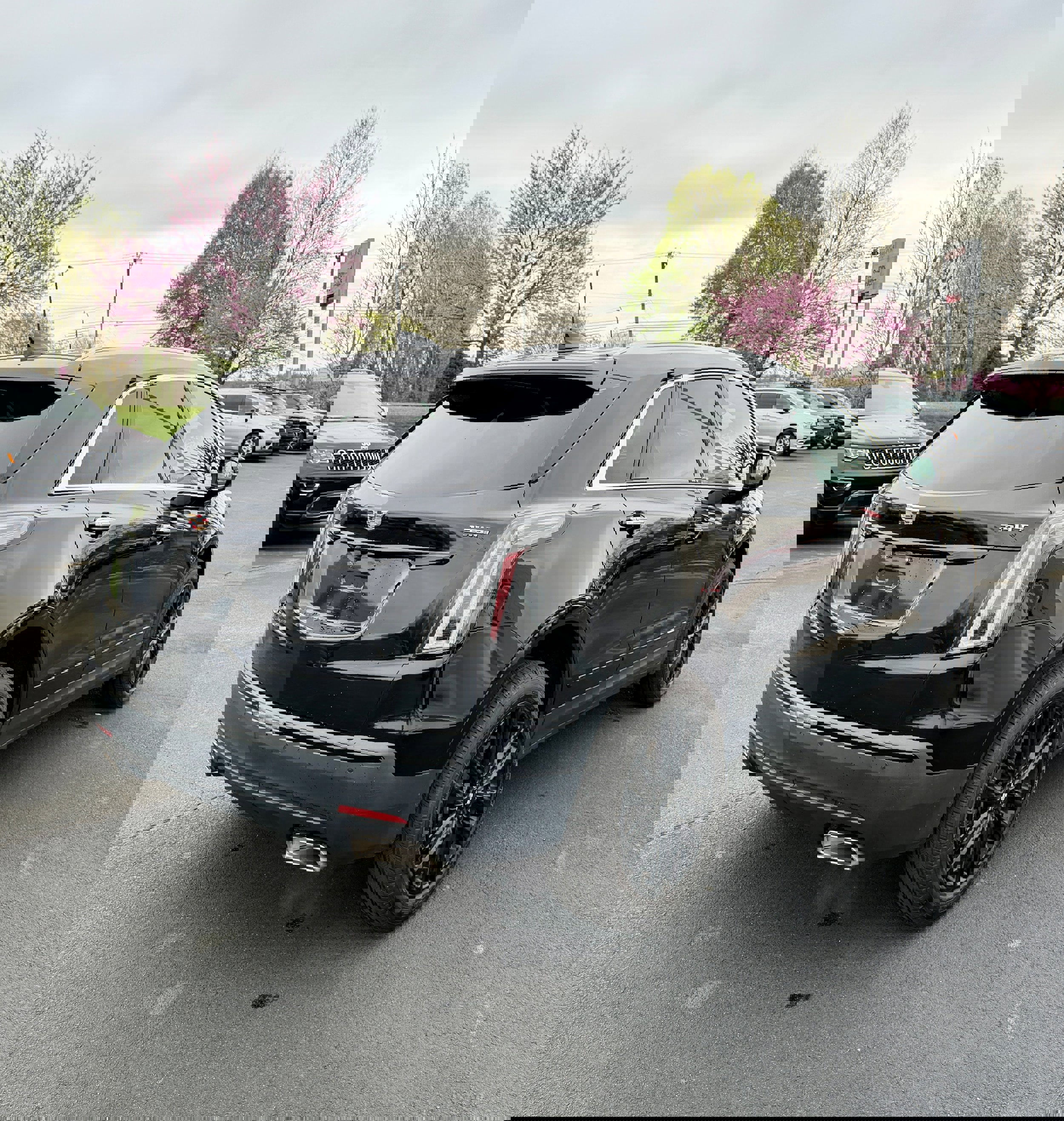 Used 2022 Cadillac XT5 Luxury w/ LPO, ONYX Package image 5