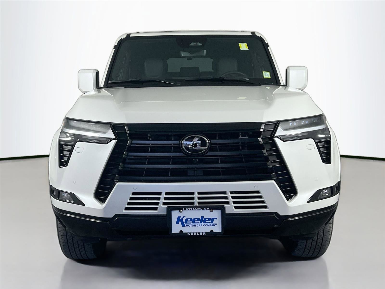 Used 2025 Lexus GX 550 w/ Accessory Package (2T) image 9