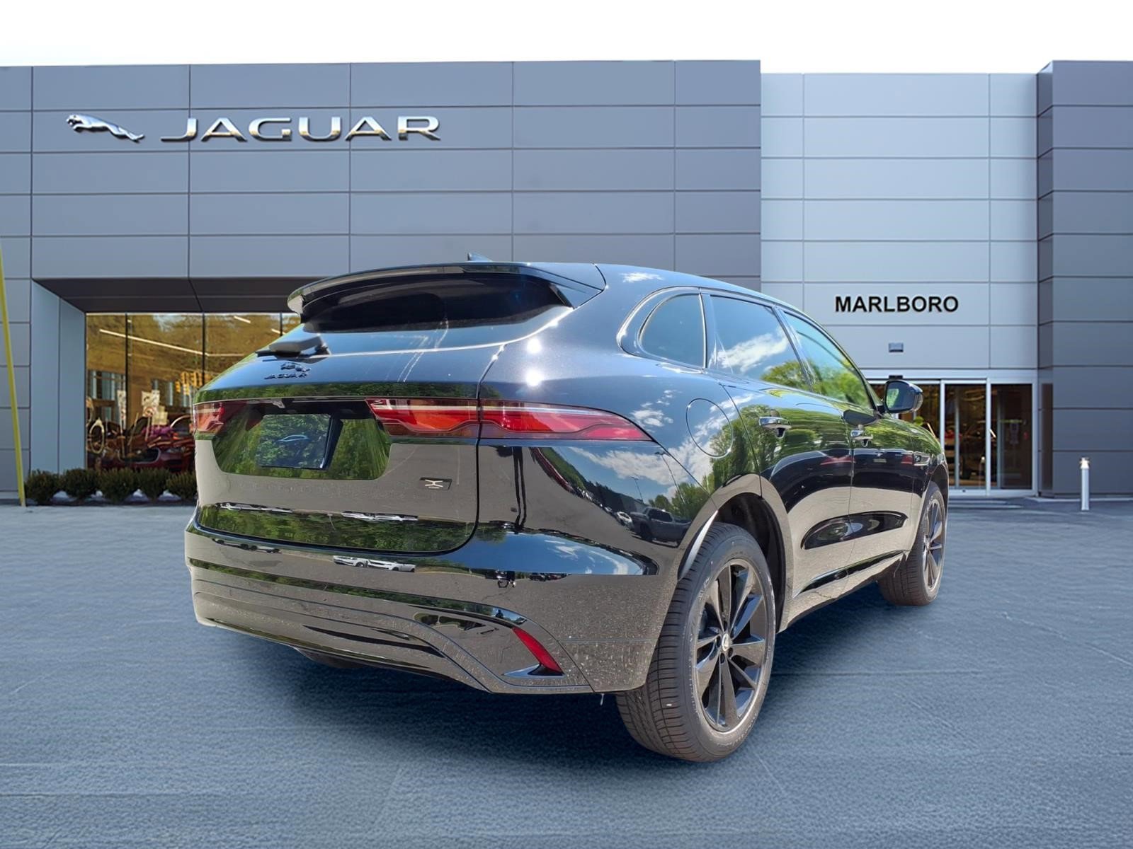 New 2026 Jaguar F-PACE R-Dynamic S AWD/4WD image 2