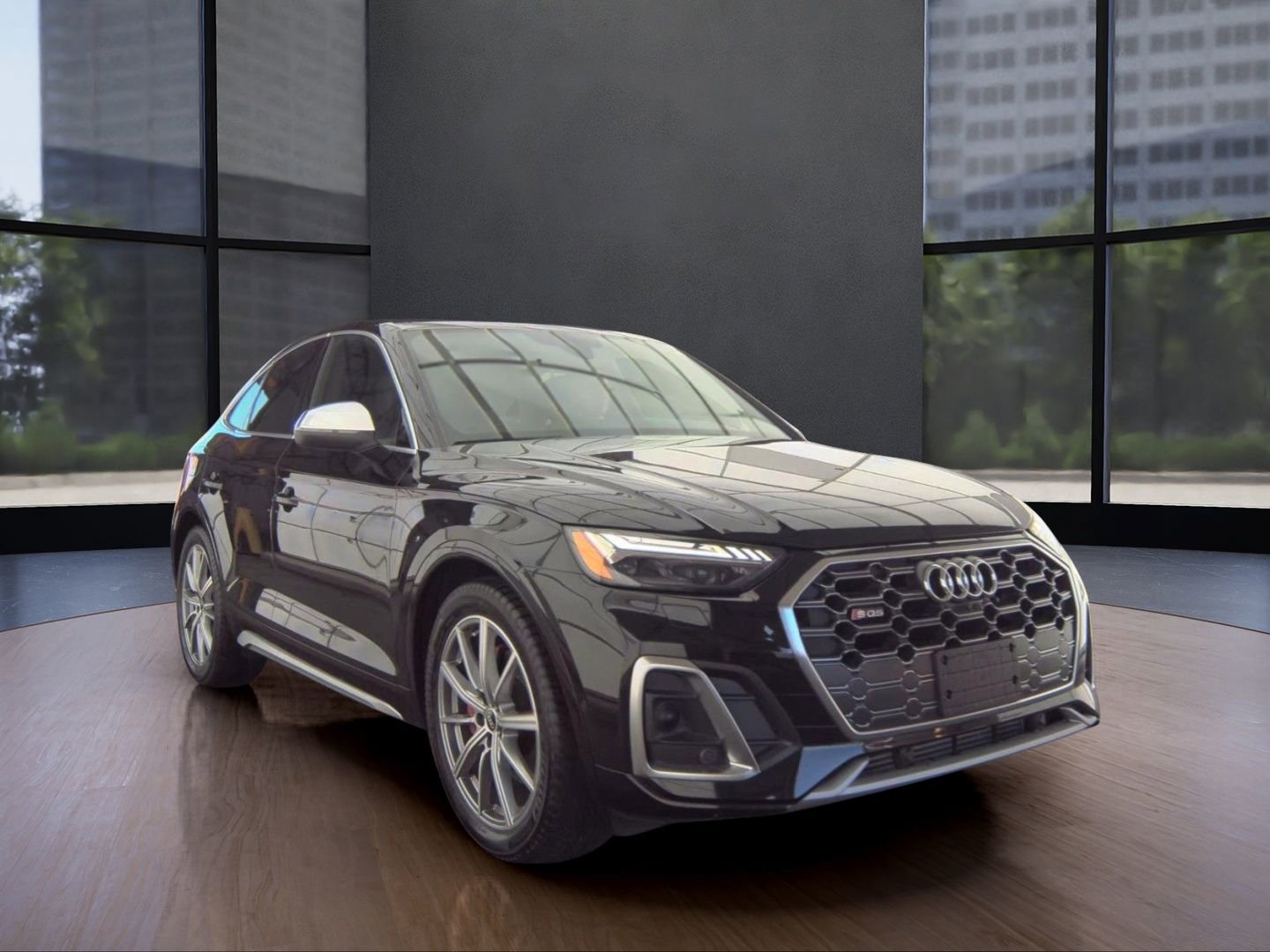 Used 2022 Audi SQ5 Prestige image 3