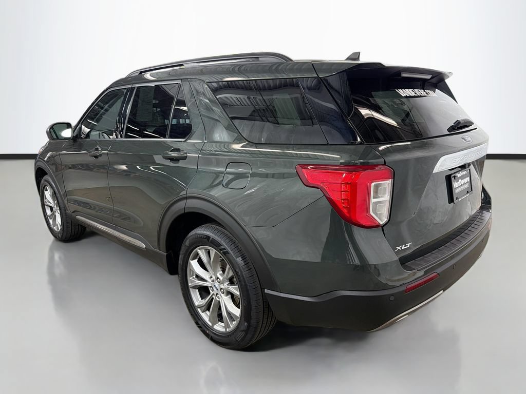 Used 2023 Ford Explorer XLT w/ Equipment Group 202A AWD/4WD image 7