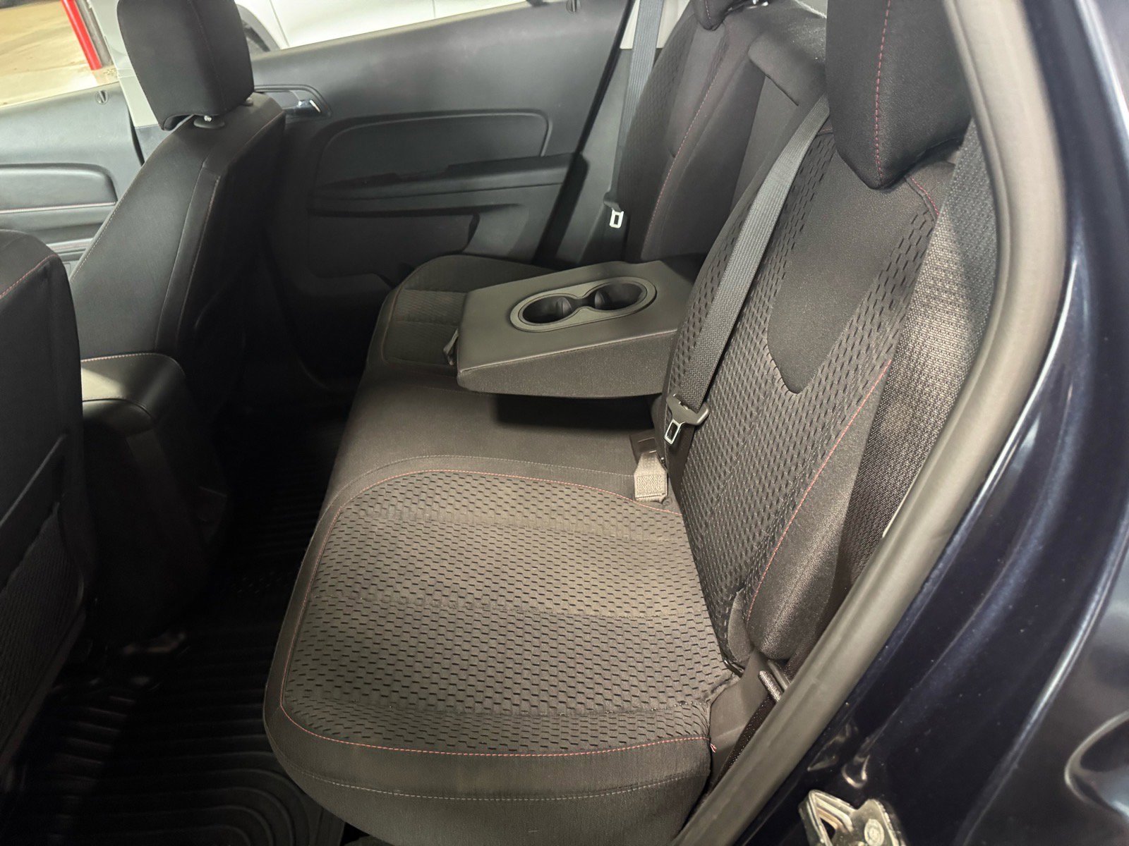 Used 2015 GMC Terrain SLE image 11