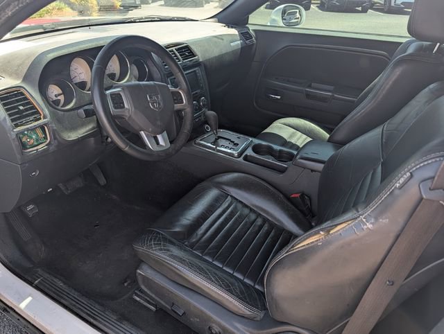 Used 2014 Dodge Challenger SXT RWD image 10