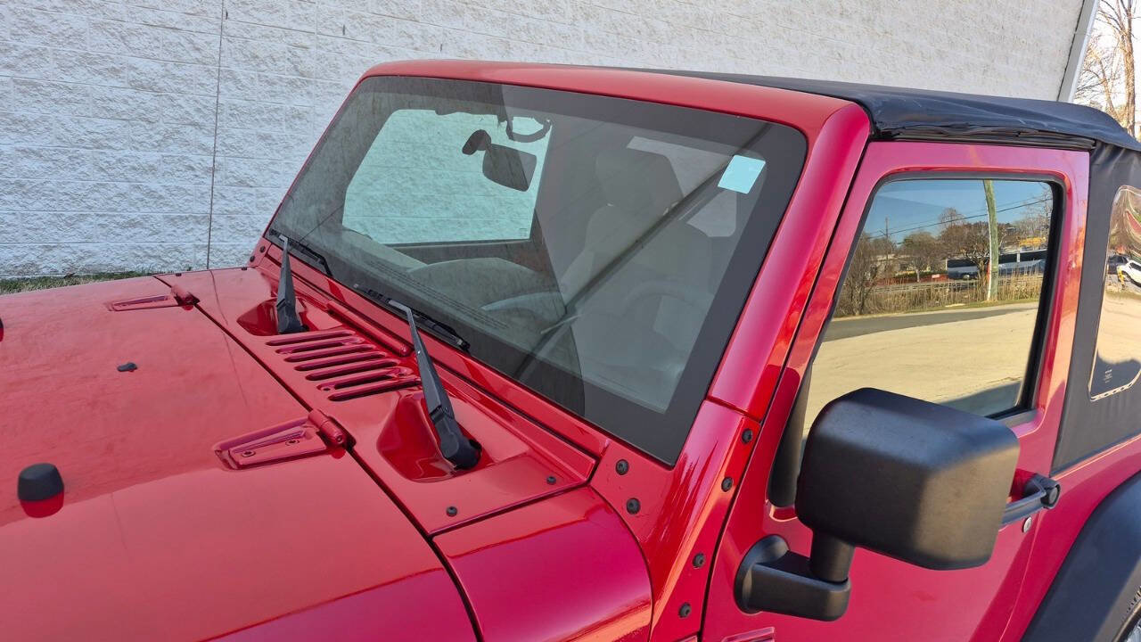 Used 2010 Jeep Wrangler Sport image 12