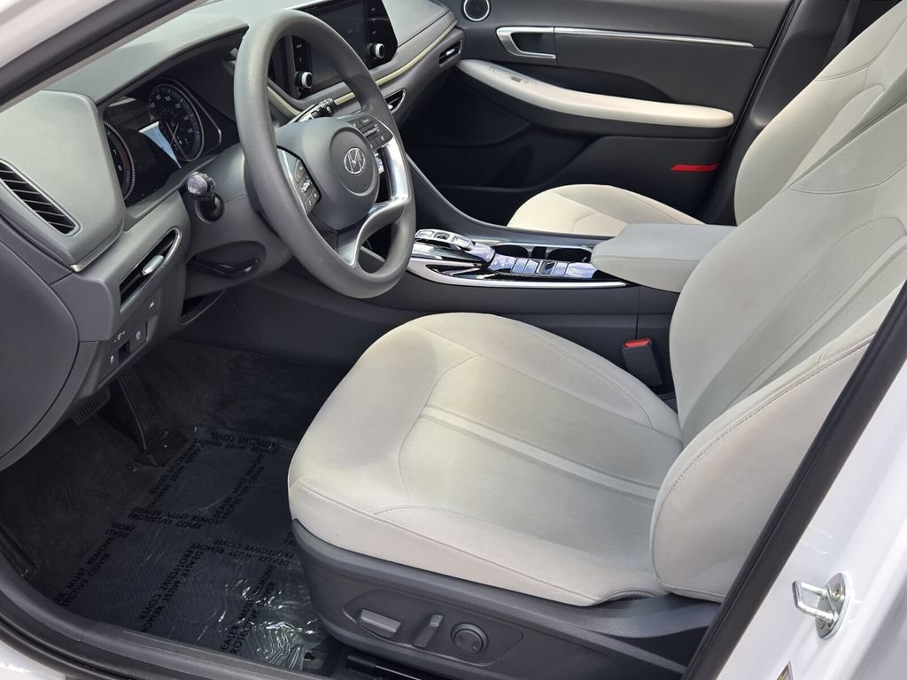 Certified 2022 Hyundai Sonata SEL w/ Preferred Accessory Package FWD image 10