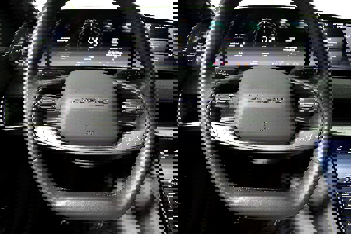 Used 2024 Lucid Air Pure image 10