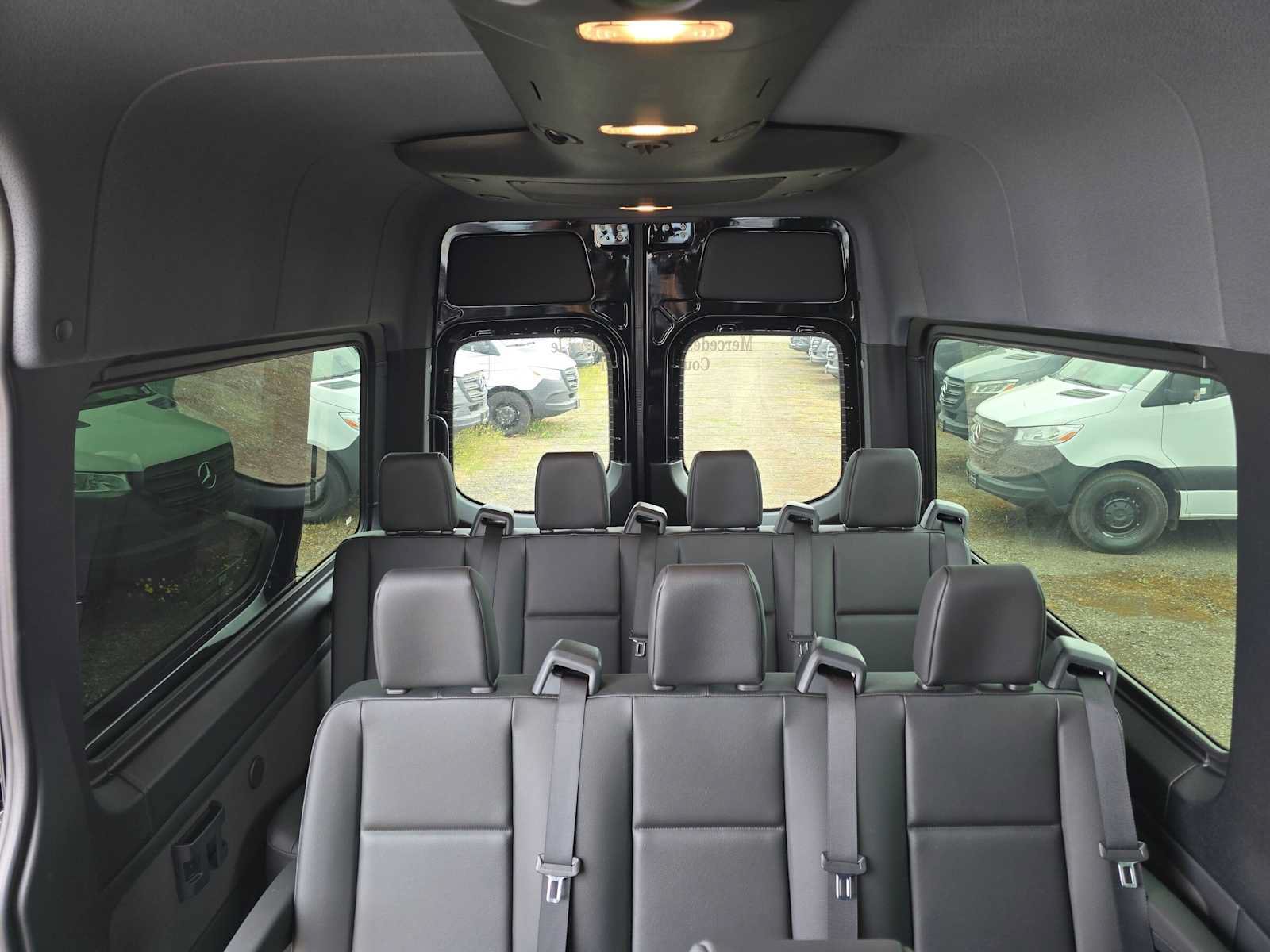 Used 2025 Mercedes-Benz Sprinter 2500 image 16