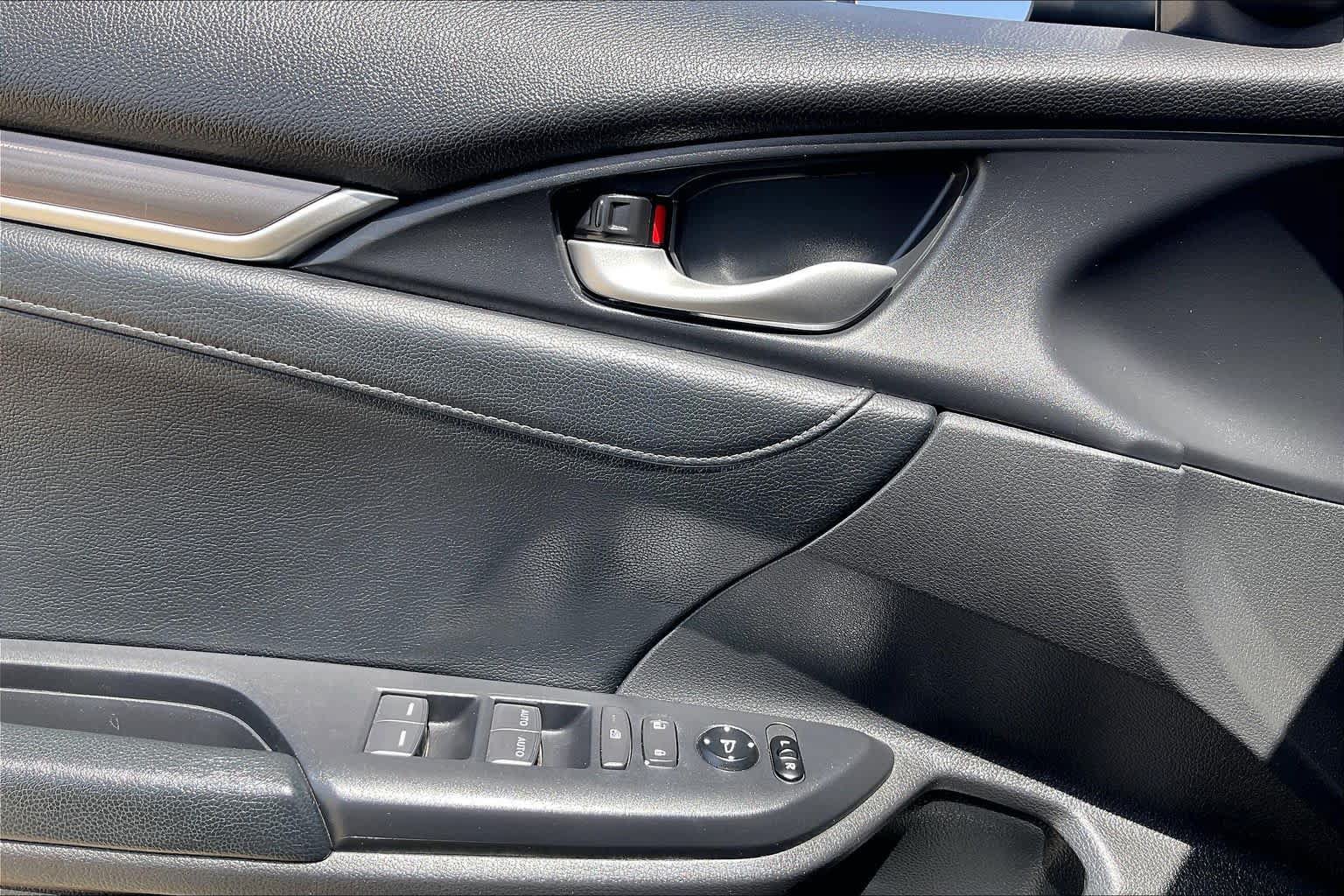 Used 2019 Honda Civic EX-L image 34
