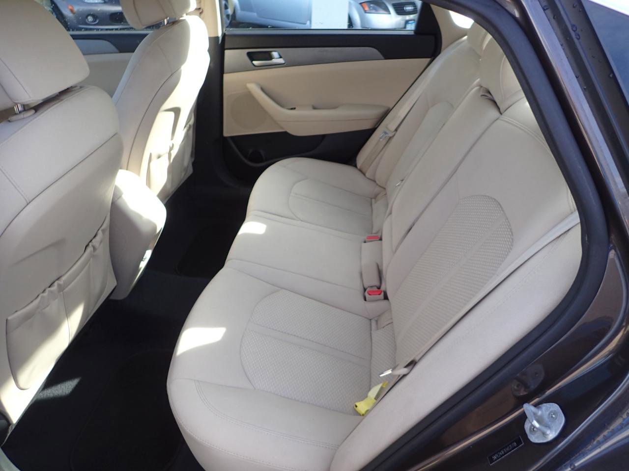 Used 2015 Hyundai Sonata SE FWD image 10