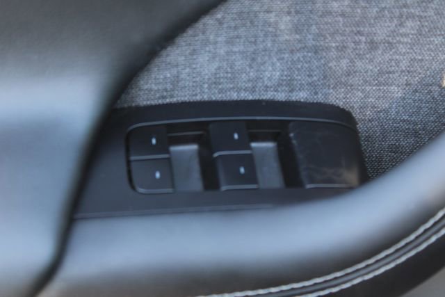 Used 2023 Tesla Model X Plaid image 10