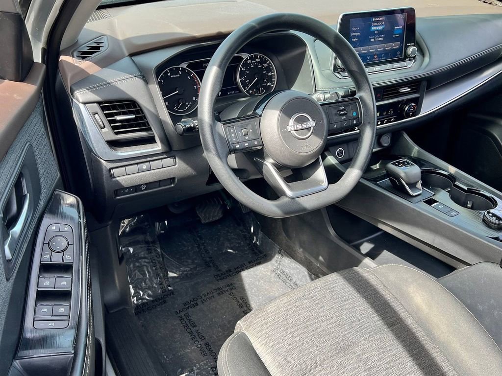 Used 2023 Nissan Rogue SV AWD/4WD image 7