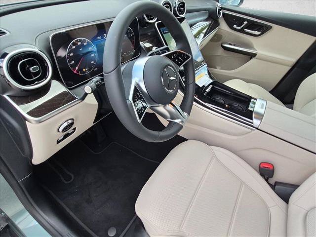 New 2027 Mercedes-Benz GLC 300 image 3
