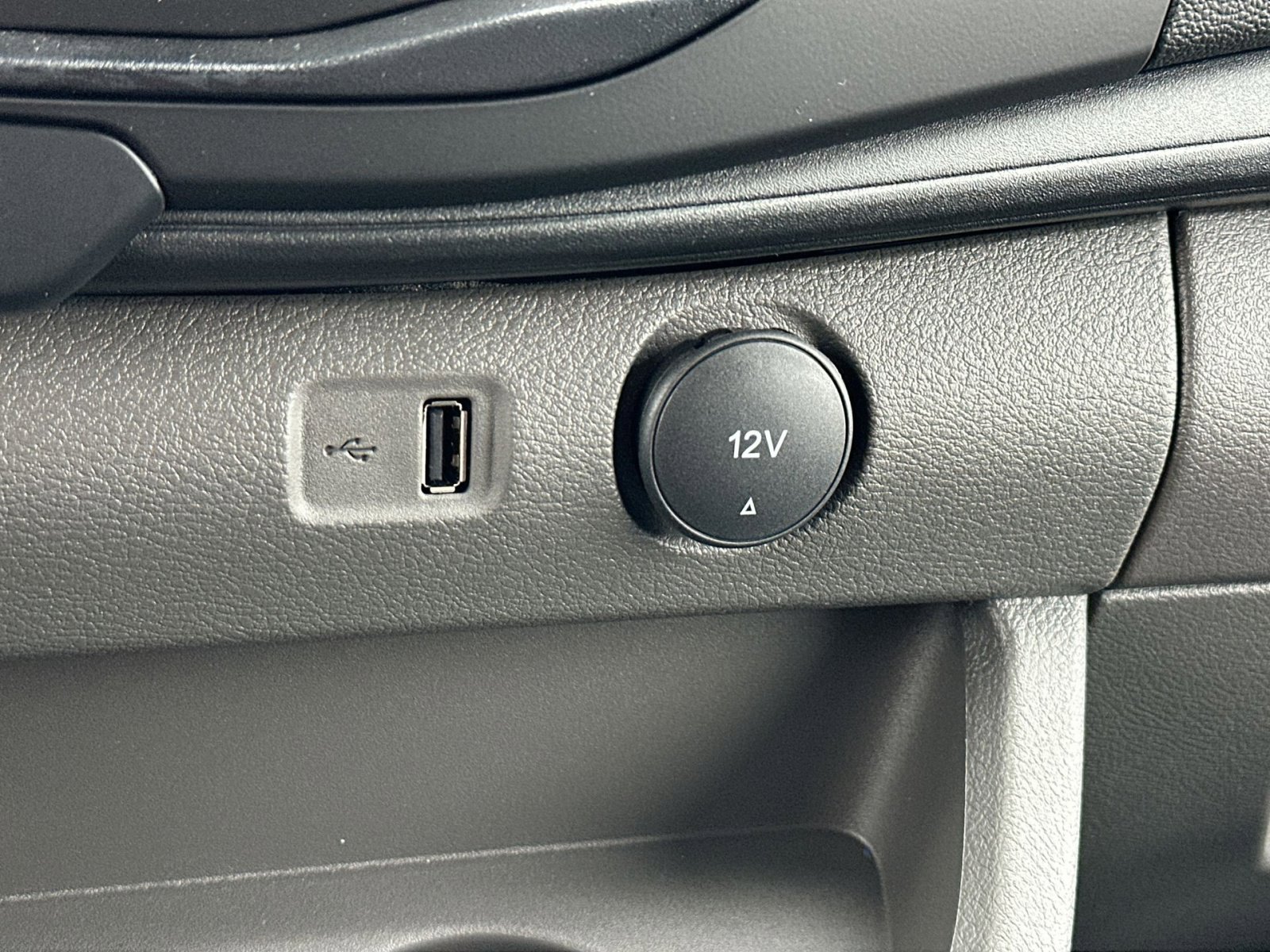 New 2026 Ford Transit 350 148 High Roof w/ Load Area Protection Package image 28