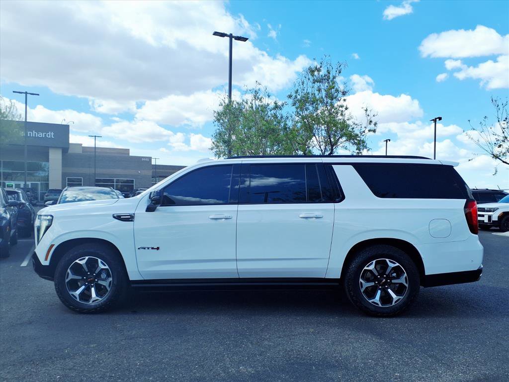 Used 2026 GMC Yukon XL AT4 w/ AT4 Premium Plus Package image 3